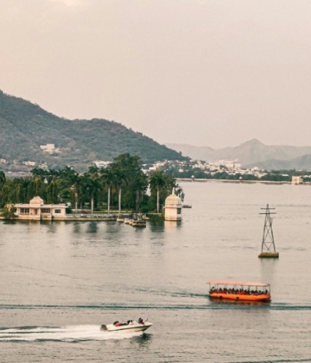 Rich Heritage with Udaipur & Mount Abu Tour